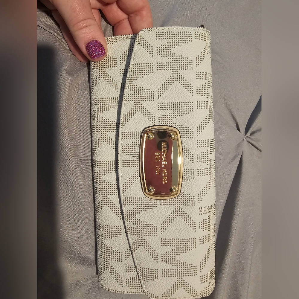 Michael Kors wallet
